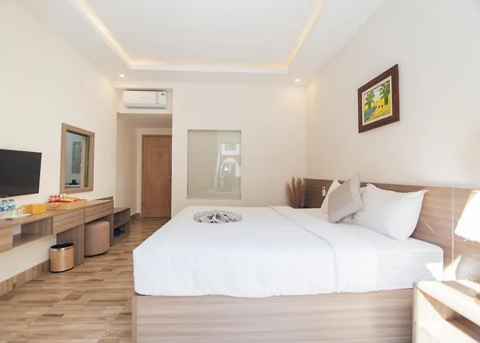 Bay Hotel Hạ Long